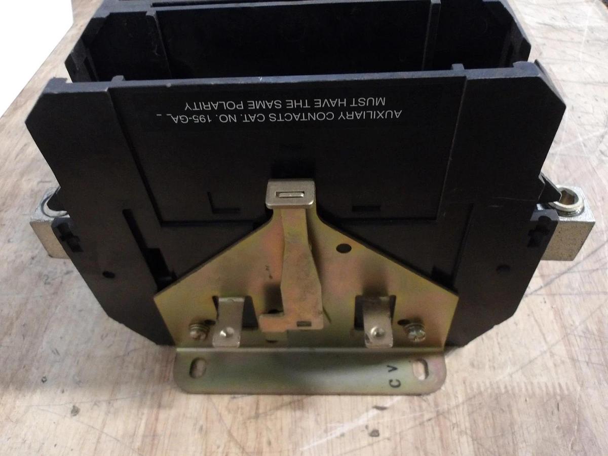 Used ALLEN BRADLEY 194R-NJ200P3 DISCONNECT SWITCH, 200-240-480-600 V, #918246G USED