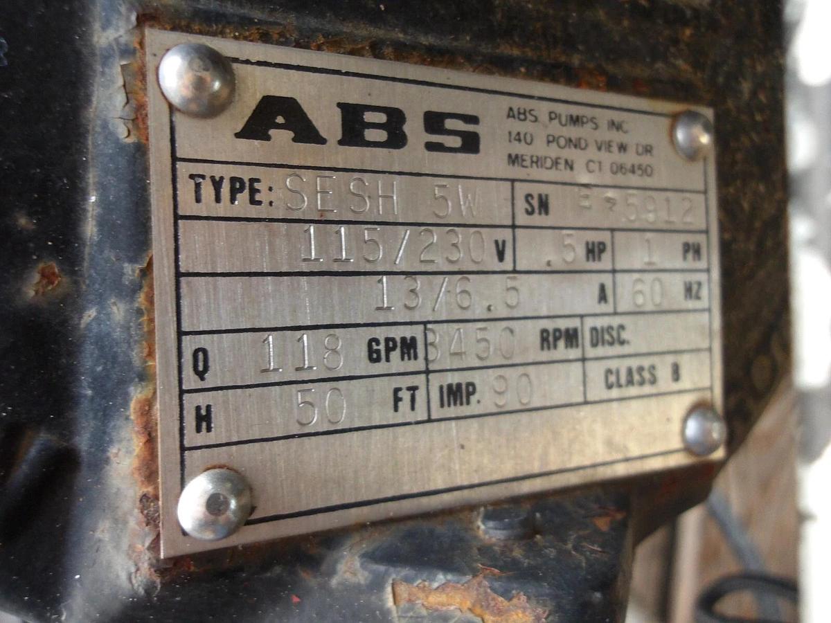 Used ABS 2" SUBMERSIBLE PUMP .5 HP, 118 GPM, #1111110G NEW (WEATHERED)