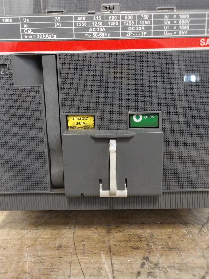Used ABB SACE TMAX T7D-1600 CIRCUIT BREAKER, #910257G USED
