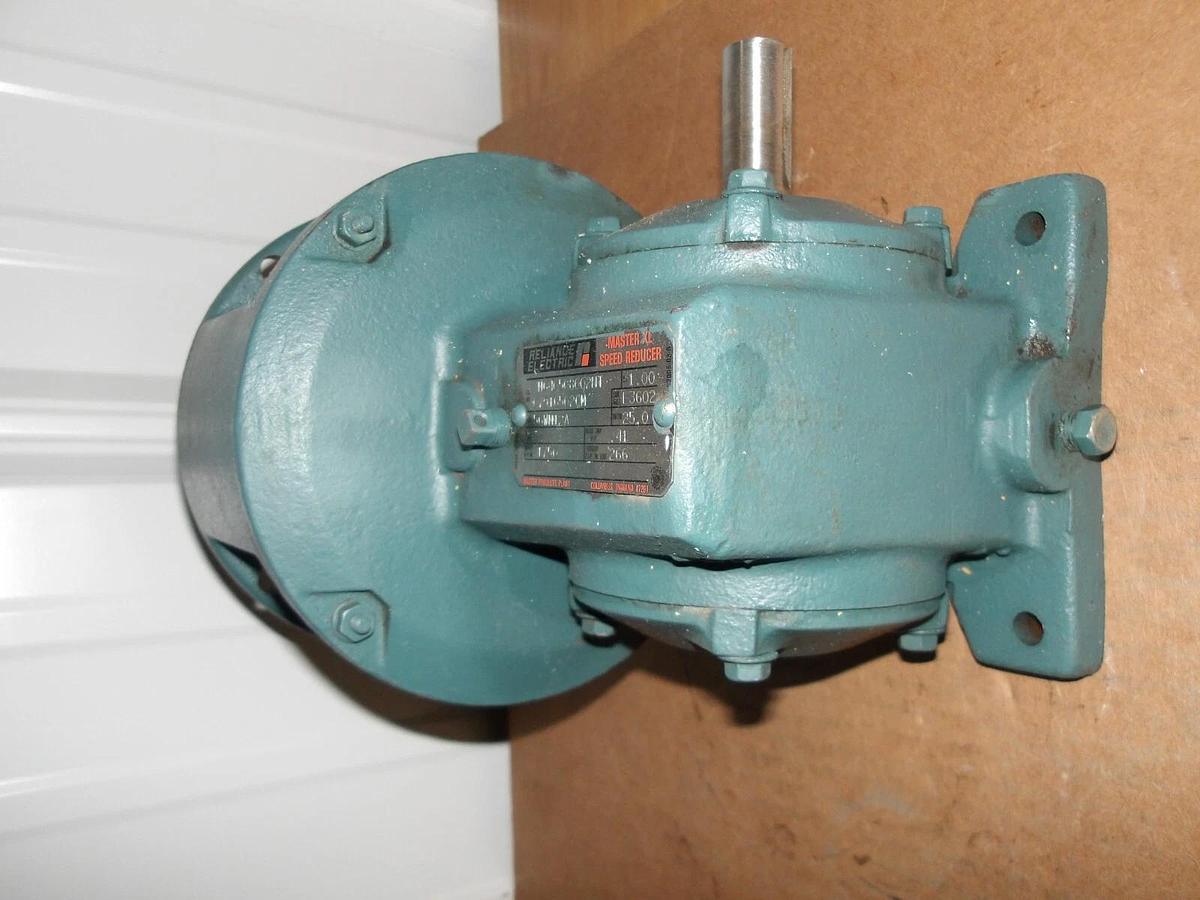 Used RELIANCE M6405008002NT MASTER SPEED REDUCER, RATIO 25.0:1, #117150G NEW