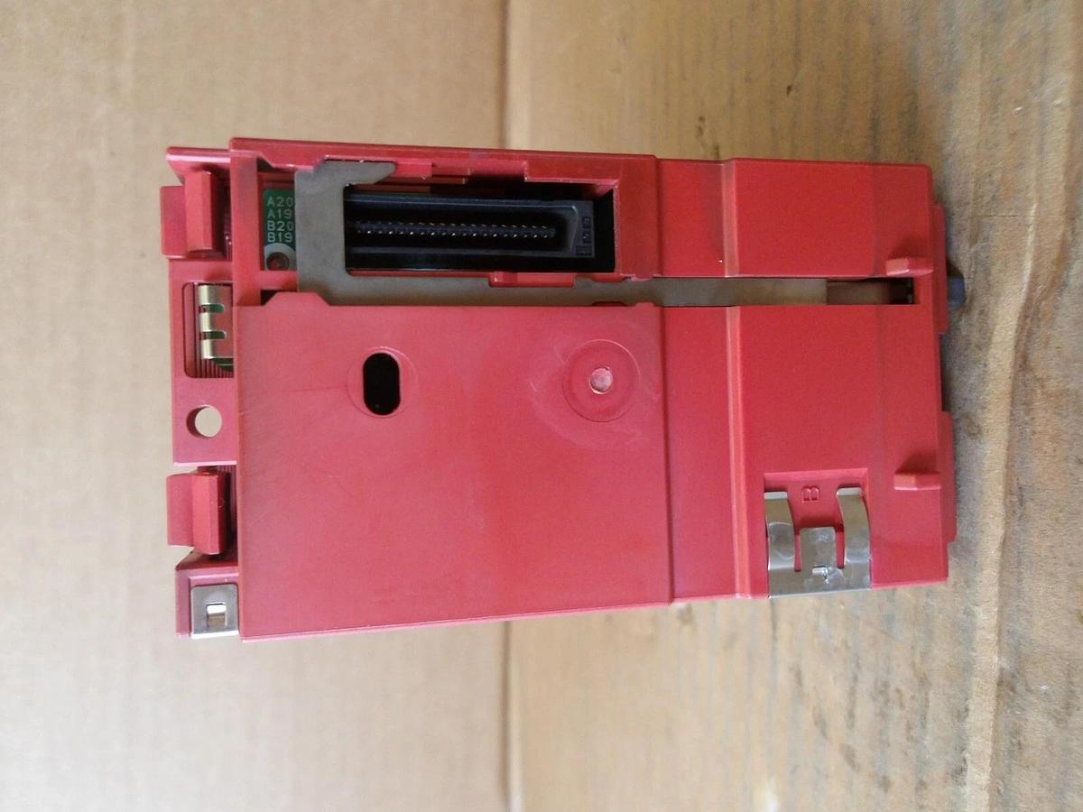 Used MITSUBISHI MELSEC Q61P POWER SUPPLY 100-240 VAC, #1112825G USED