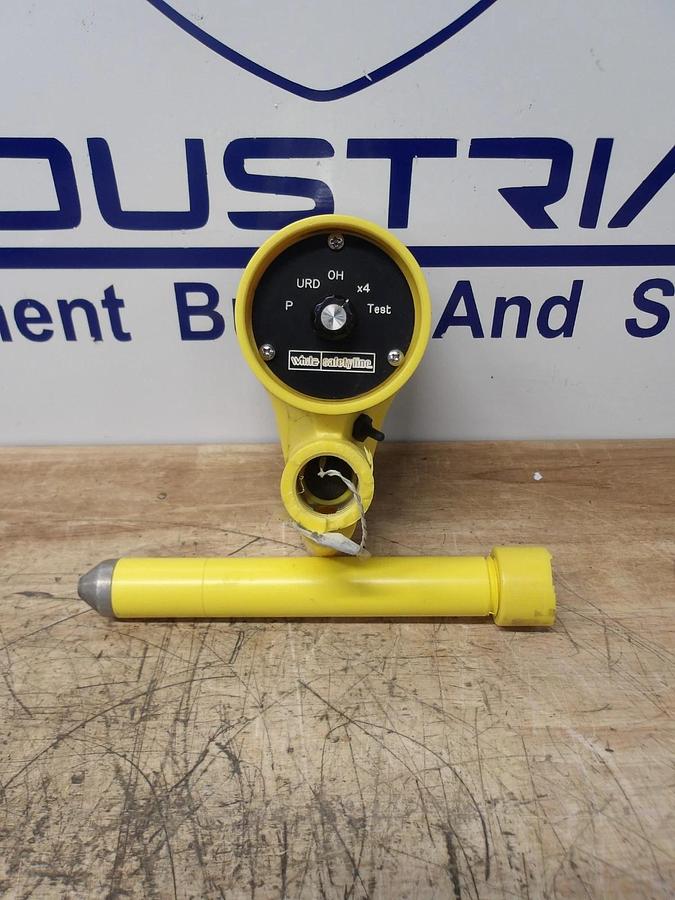 Used WHITE VDA040P SAFETY LINE VOLTAGE DETECTOR, #317957G PARTS ONLY