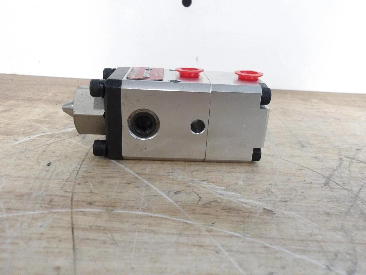 Used SEALANNT EQUIPMENT 2200-245-020-AA NO DRIP VALVE, #5221026G NEW
