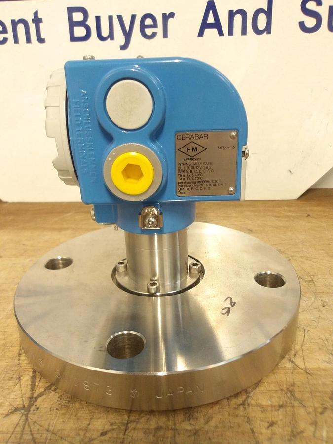 ENDRESS HAUSER CERABAR LEVEL TRANSMITTER PMC731, 2" FLANGED, #829942G NIB