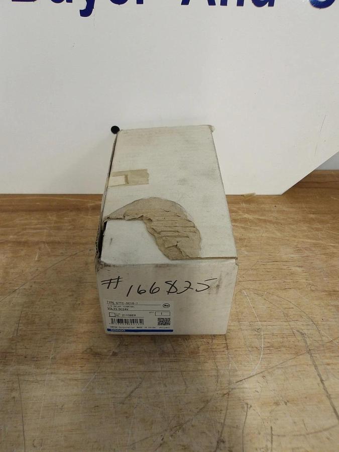 OMRON G7TC-0C16-1 RELAY TERMINAL, 24 VDC, #4281038G NIB
