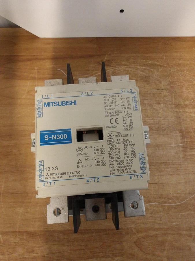 Used MITSUBISHI S-N300 CONTACTOR 350 AMP, #225140G PARTS ONLY