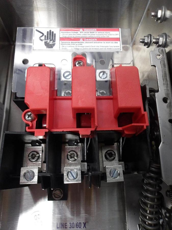 Used SIEMENS 30 AMP S/S SAFETY SWITCH 600/250 V, #716904G NEW