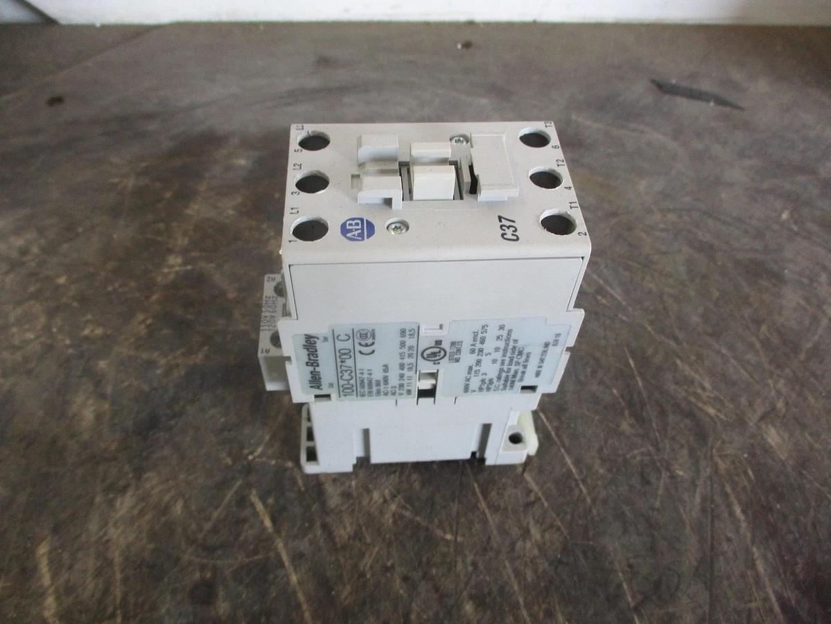 Used ALLEN BRADLEY C37 CONTACTOR 100-C37*00, #33958J USED