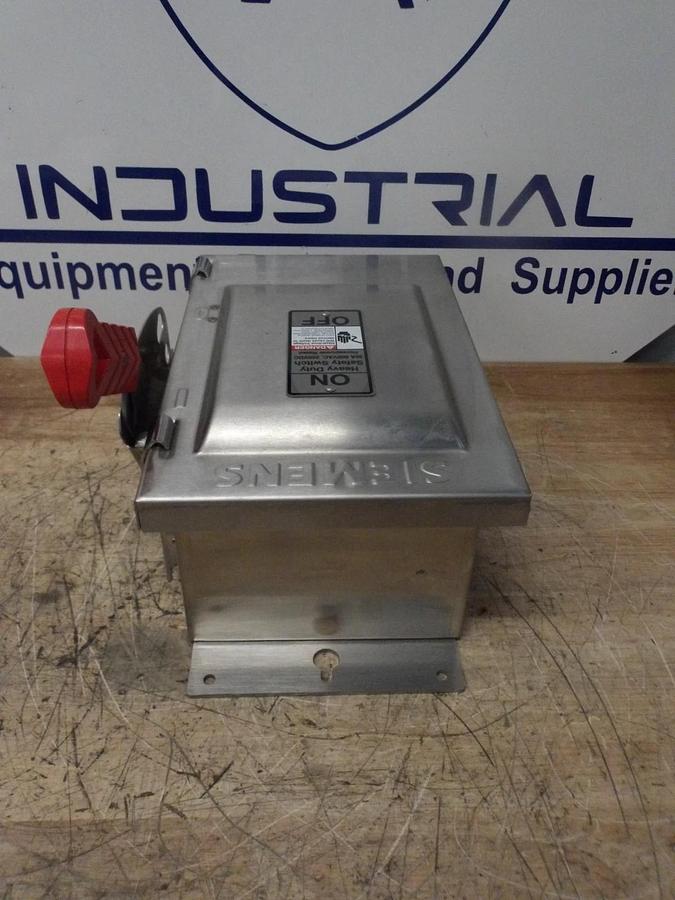 Used SIEMENS 30 AMP S/S SAFETY SWITCH 600VAC/250VDC, #720108G NEW