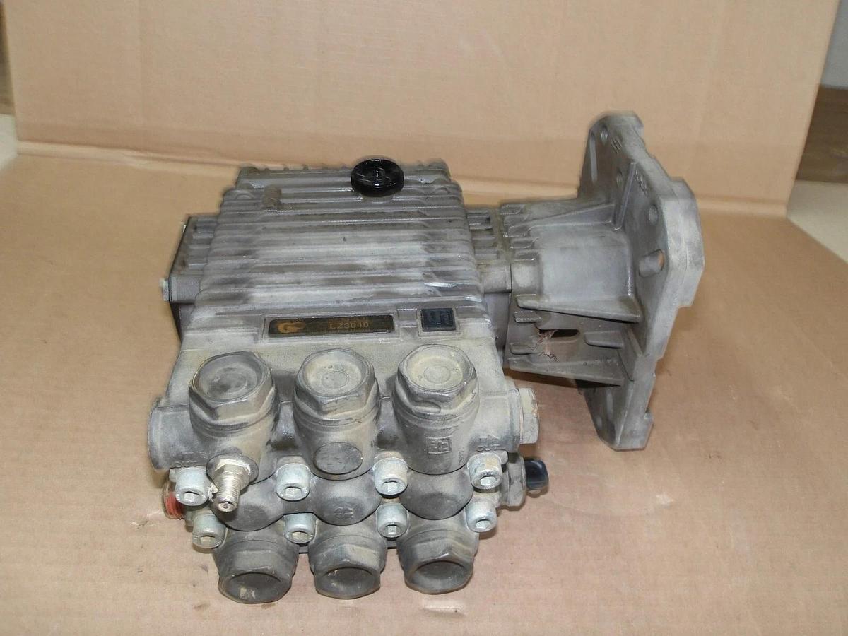 Used GENERAL TRI-PLEX EZ3040 PUMP, #10241045G PARTS ONLY
