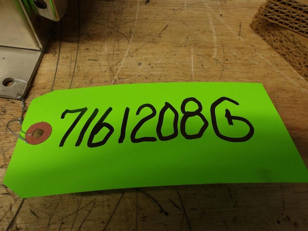 Used SIEMENS 30 AMP S/S SAFETY SWITCH 600/250 V, #7161208G NEW
