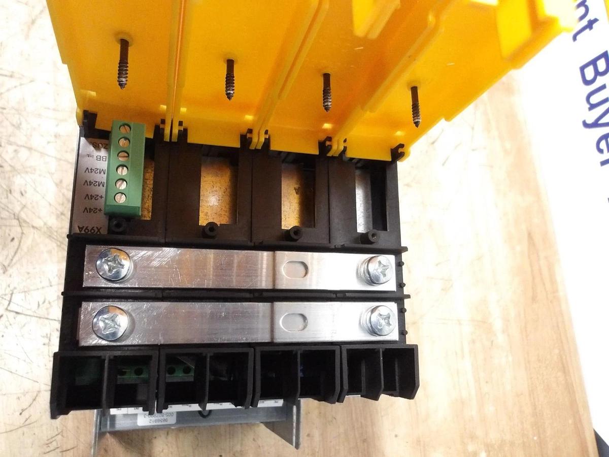 Used BAUMULLER BUM61-VC-AA-1098 SERVO MOTOR CONTROLLER, 480 V, #2261053G NEW