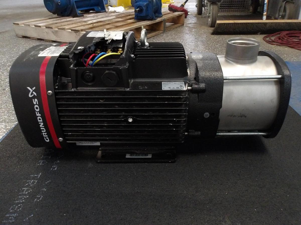 Used GRUNDFOS 2" PUMP, #6151008G NEW