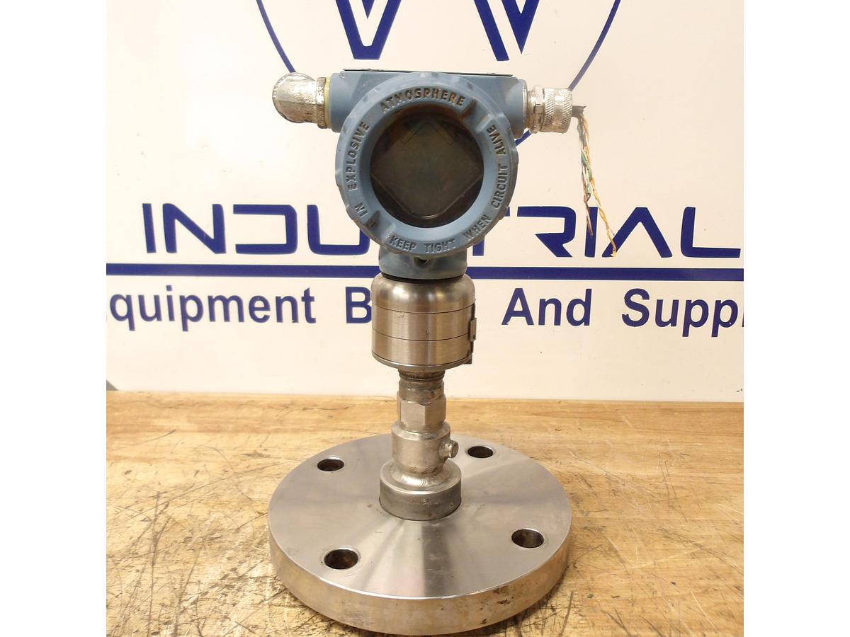 Used ROSEMOUNT 3" PRESSURE TRANSMITTER 3051