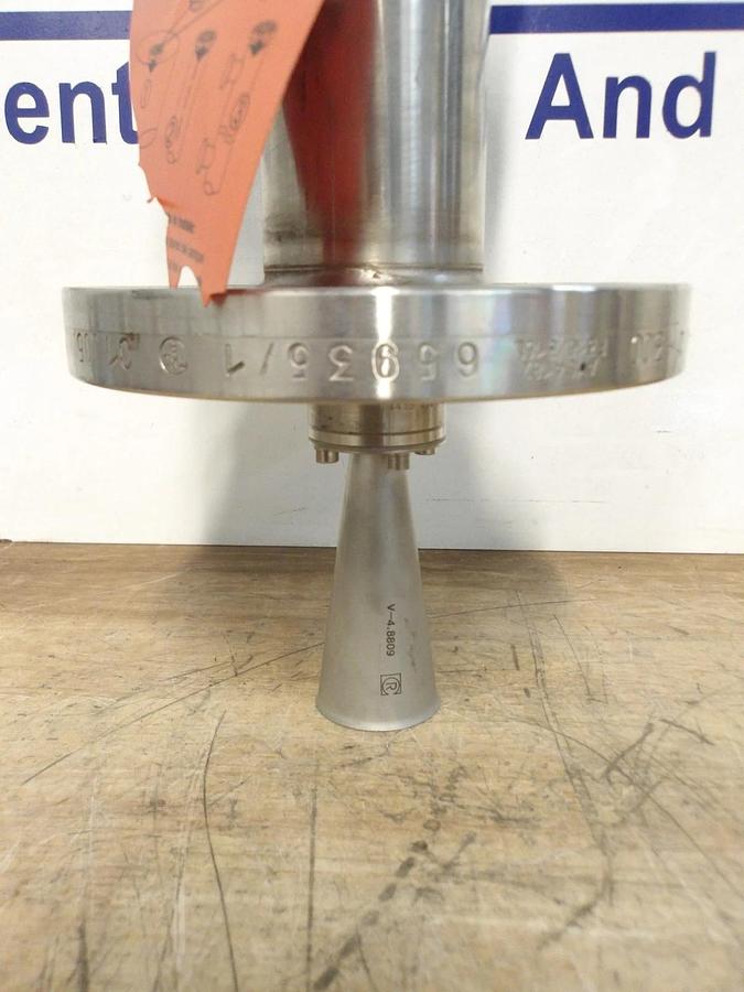 Used ENDRESS HAUSER FMR240-82V1AFJAA4D MICROPILOT M LEVEL TRANSMITTER, #829918G NEW