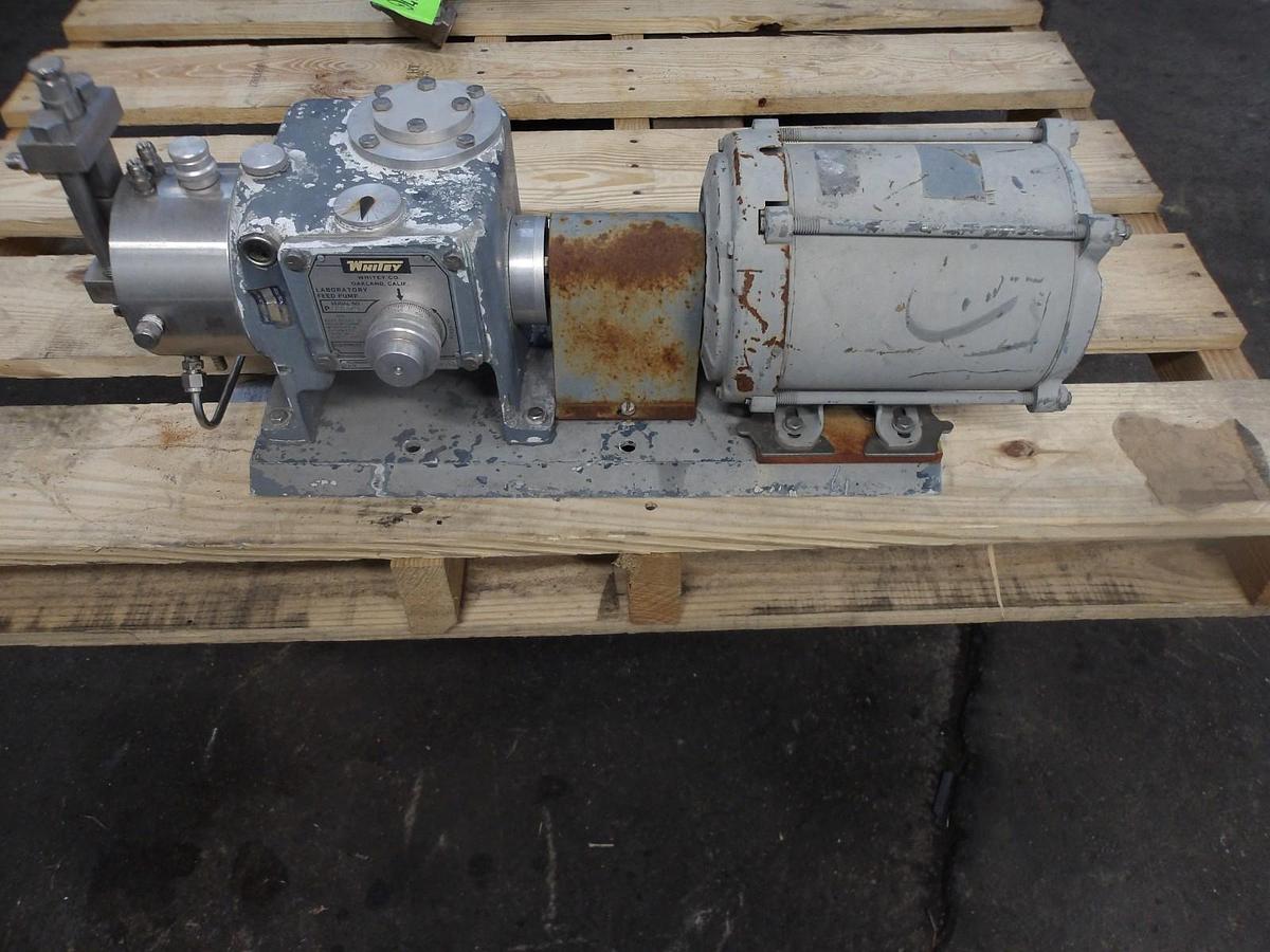 Used WHITEY 8MM FEED PUMP W/ MOTOR, RATIO 7-1/2:1, #101236G USED