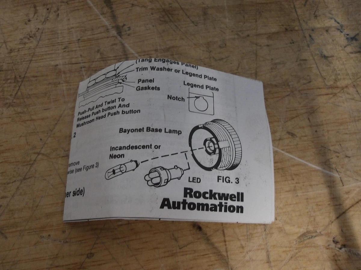 ALLEN BRADLEY 800T-QT10WAR PUSH-TO-TEST PILOT LIGHT, #5201003G NIB