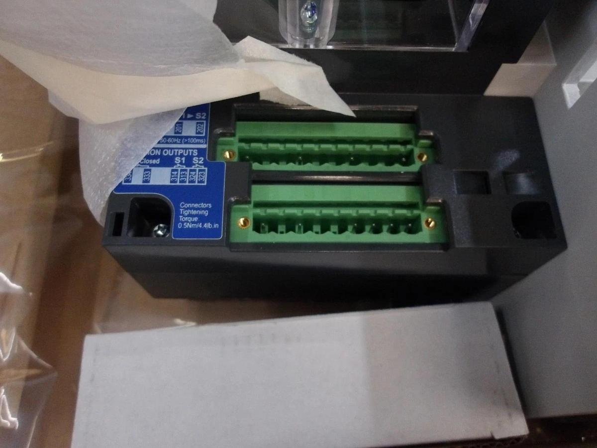 RUSSELECTRIC RTSCD TRANSFER SWITC R6A04040, 400 AMP, #1221015G NIB