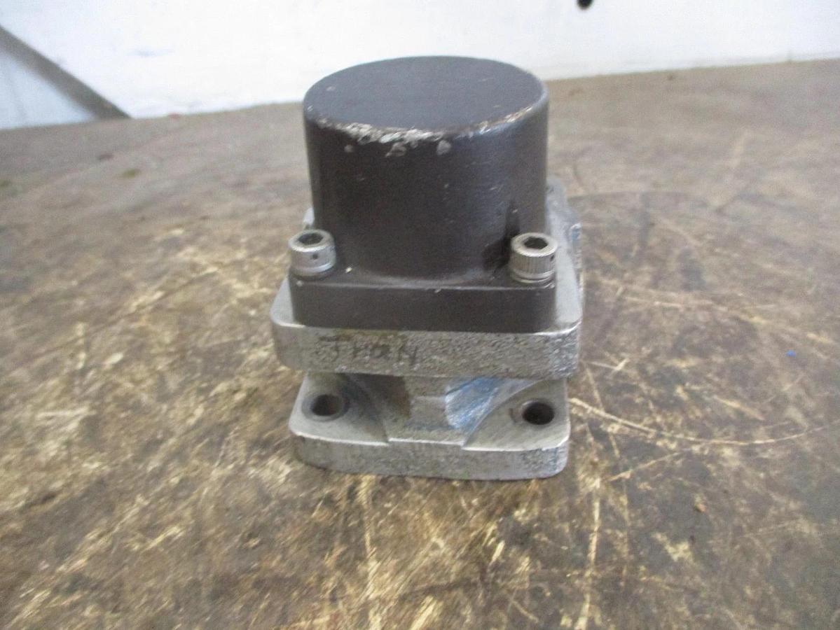 Used BEDIX 58V06-1B ELECTRO-HYDRAULIC SERVO VALVE, #828953J USED