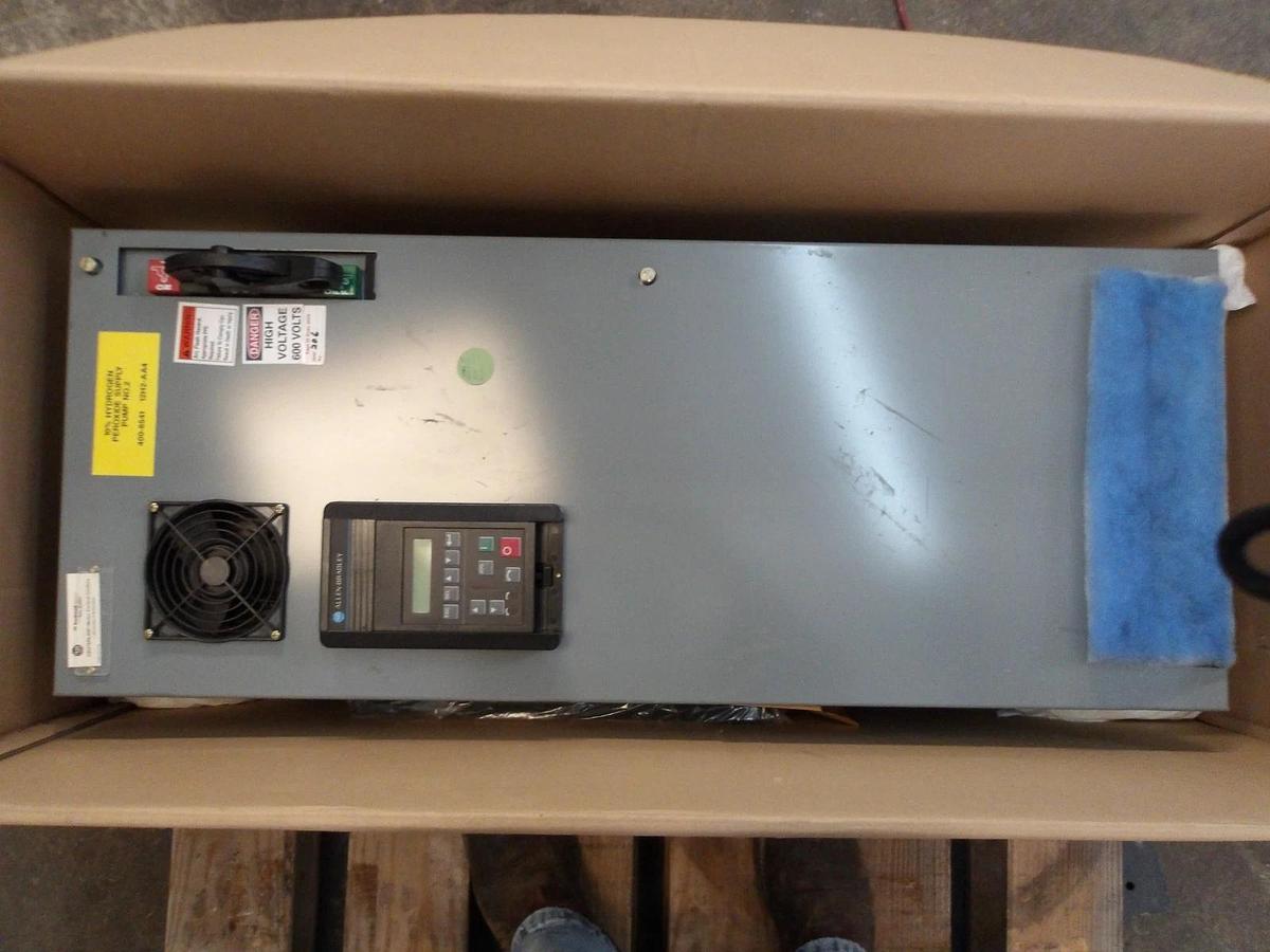 Used ALLEN BRADLEY 1336F CENTERLINE BUCKET W/ 3 HP DRIVE, #1030230G USED