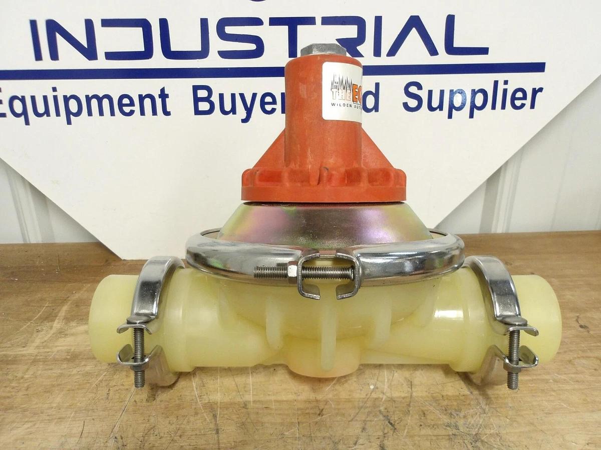Used WILDEN 70-7220/SD1-PMP-WF-TV SURGE DAMPENER 1", #5301126G NEW