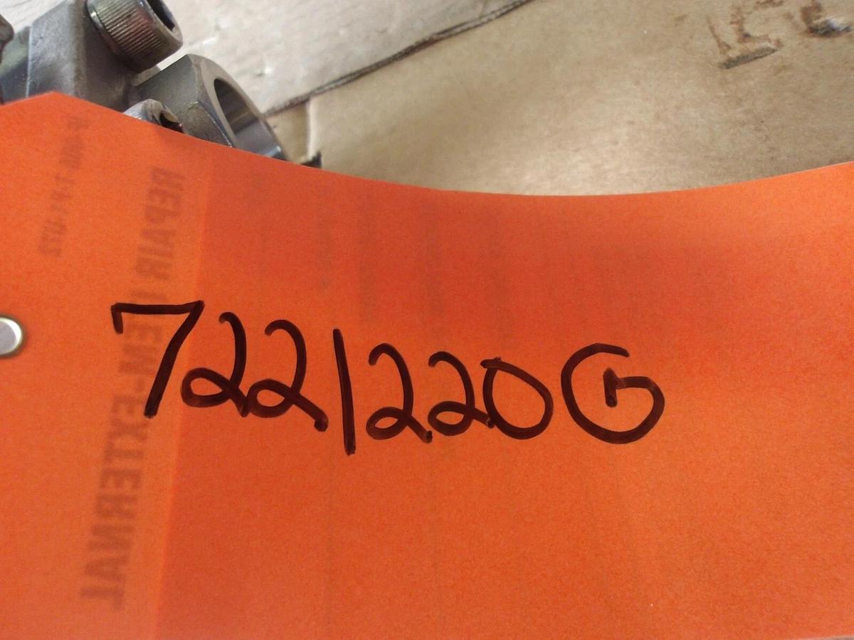 Used QUADRANT 1" SOCKET WELD S/S BALL VALVE, #7221220G NEW