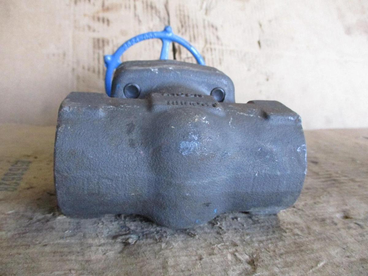 Used VELAN 1-1/2" IRON GATE VALVE, #78917J NEW