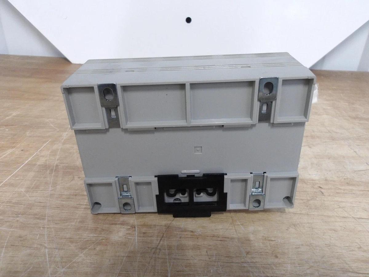 Used KEYENCE CV-301 CONTROL UNIT, #3131113G NEW