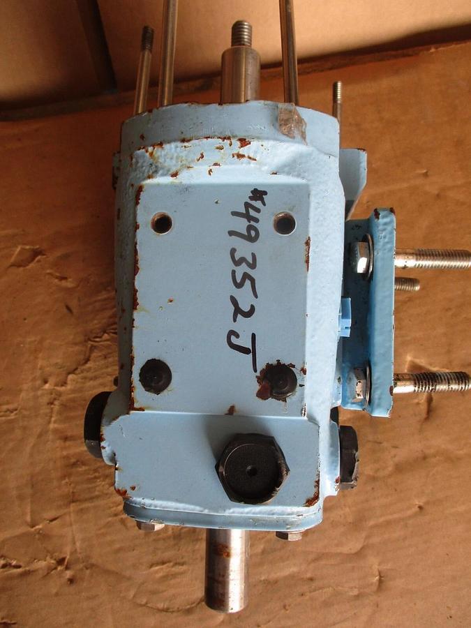 Used SPX 018U2 PUMP, #49352J PARTS ONLY