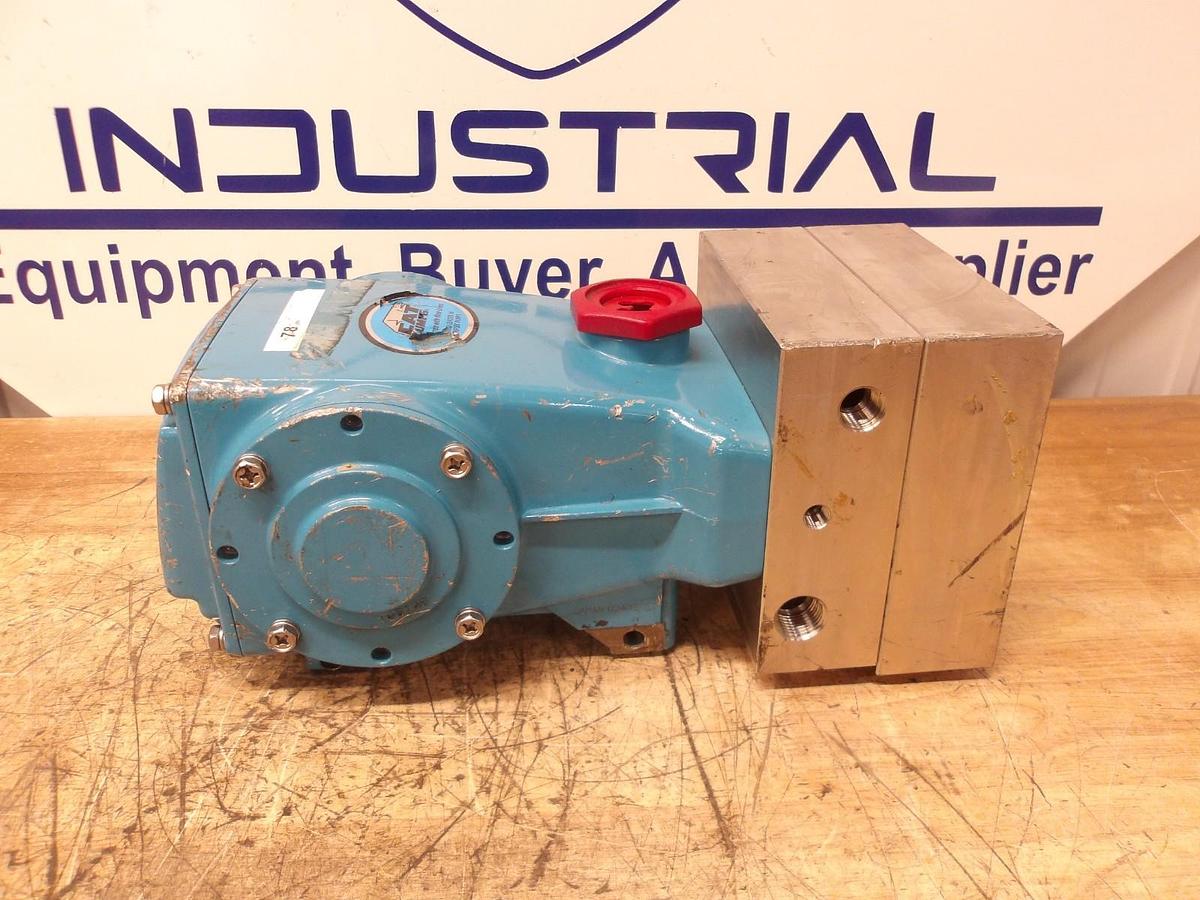 Used CAT 786 TRI-PLEX PUMP, S/S HEAD, #541043G USED
