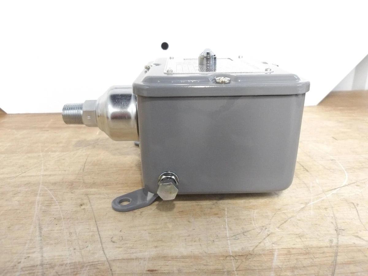 Used SMC Z-IS2761-103L9 PRESSURE SWITCH, #421223G NEW