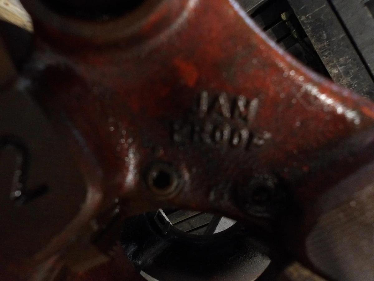 Used RIDGID 2-1/2" - 4" PIPE THREADER, JAM PROOF, #94143G USED