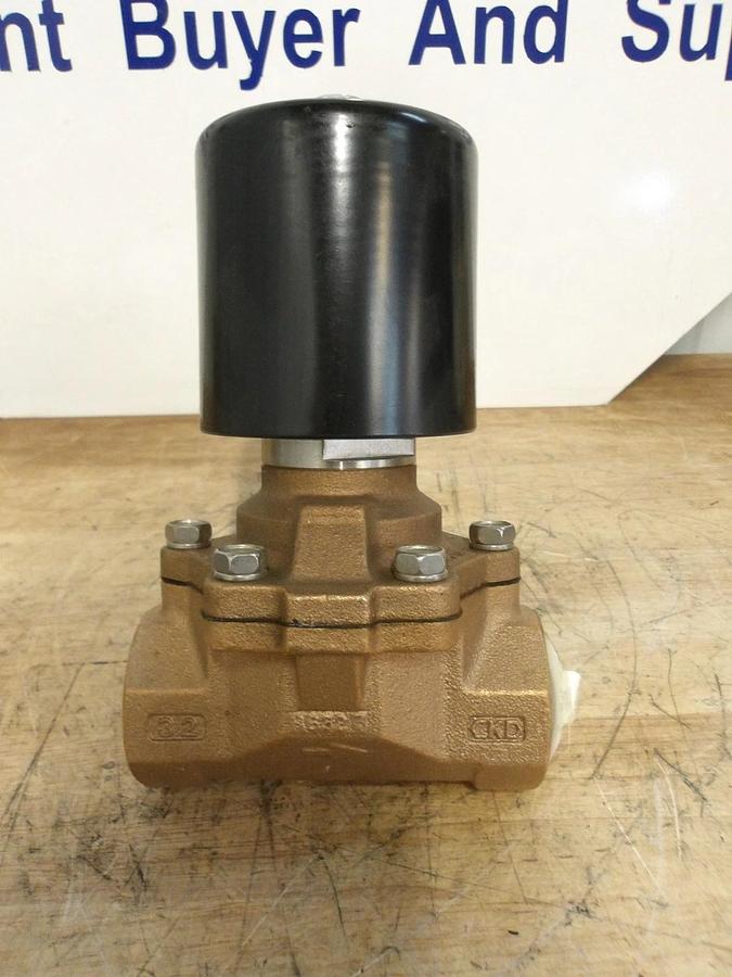 Used CKD 1-1/2" SOLENOID VALVE ADK21-32A-03EDS, 24 V, #619218G NEW