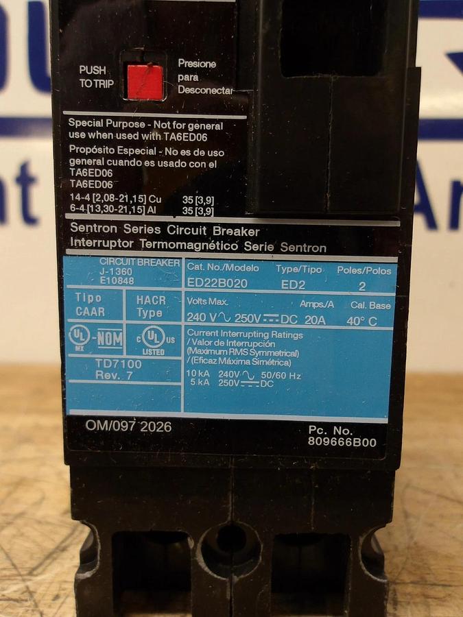 Used SIEMENS 20 AMP CIRCUIT BREAKER, 240-250 V, #512146G NEW