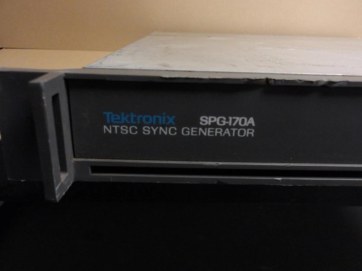 Used TEK TRONIX SPG-170A SYNC GENERATOR, #4241050G PARTS ONLY