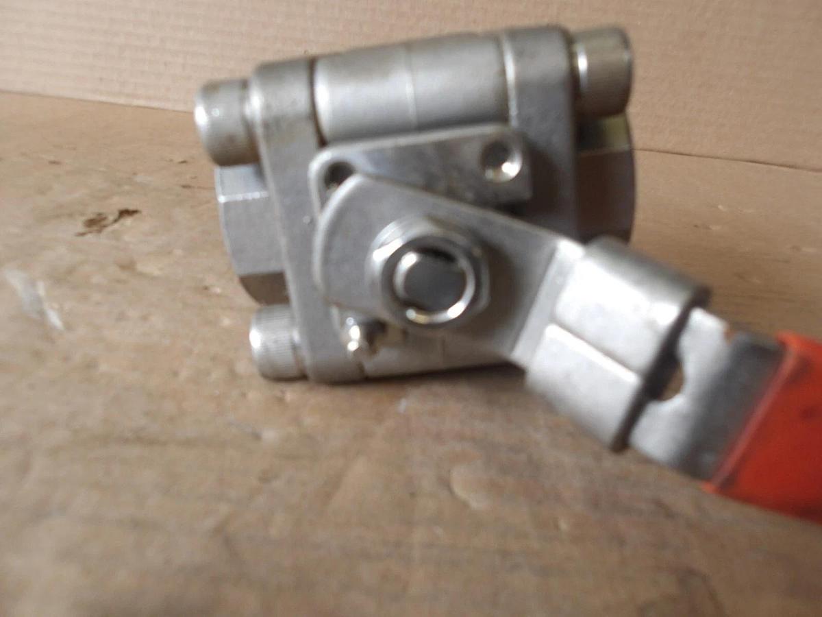 Used QUADRANT 1" SOCKET WELD S/S BALL VALVE, #7221220G NEW