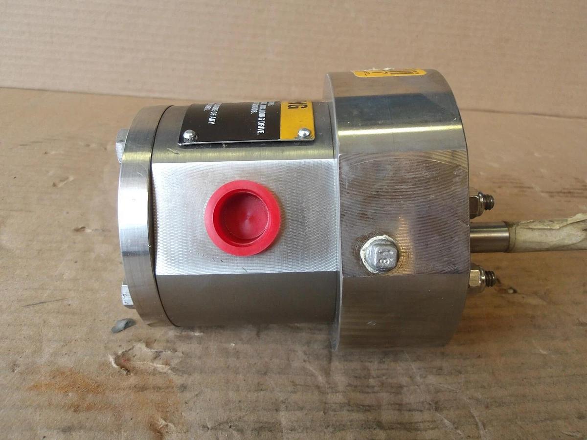 Used ROPER 02SS1PTYDJHLW GEAR PUMP 162611 S/S BODY, #7301100G NEW