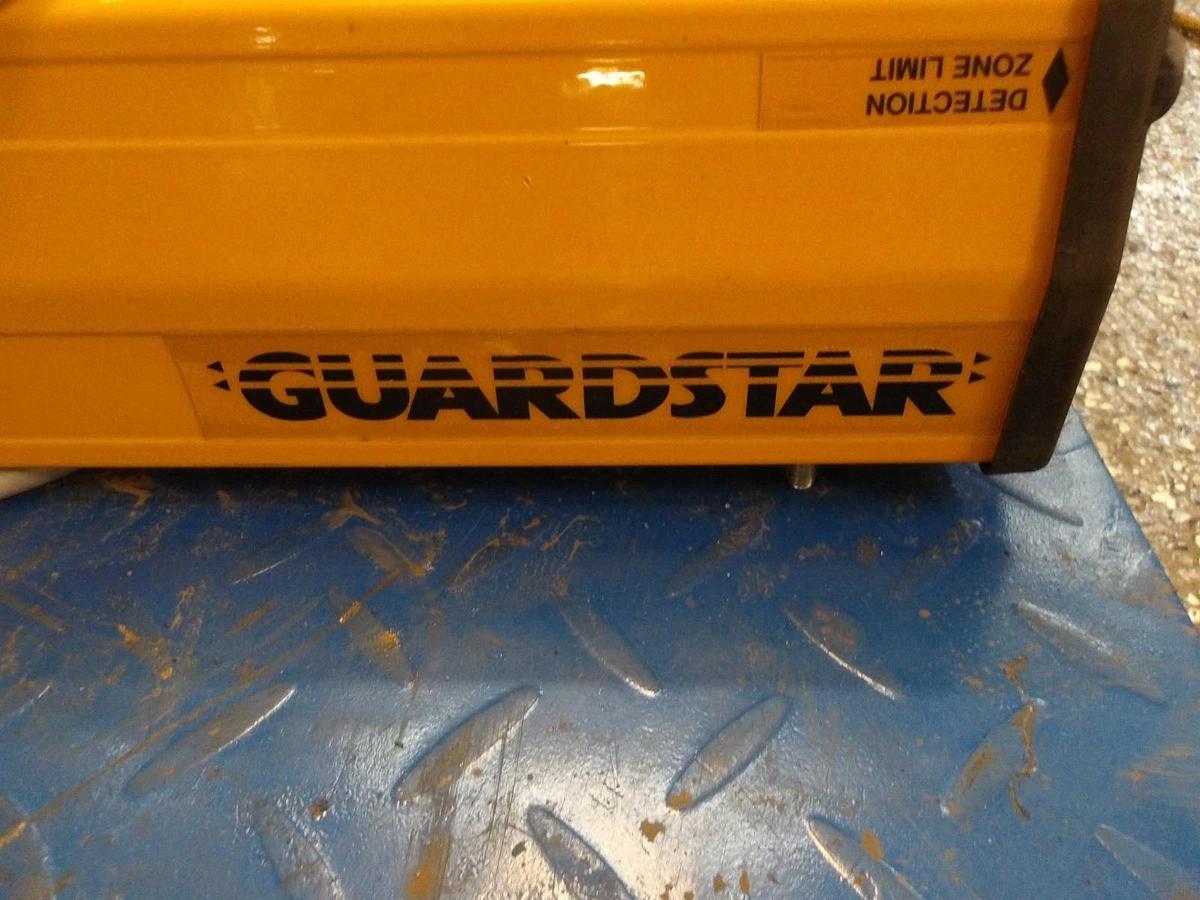 Used GUARDSTAR MRS102B LIGHT CURTAIN, #3131008G USED