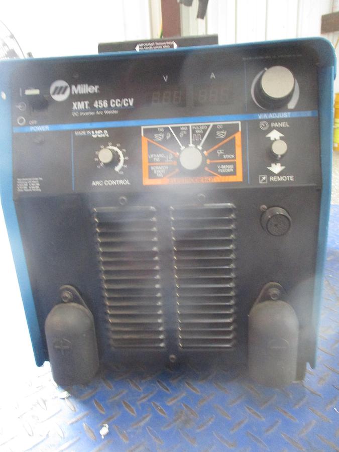 Used MILLER XMT 456 CC/CV DC INVERTER ARC WELDER