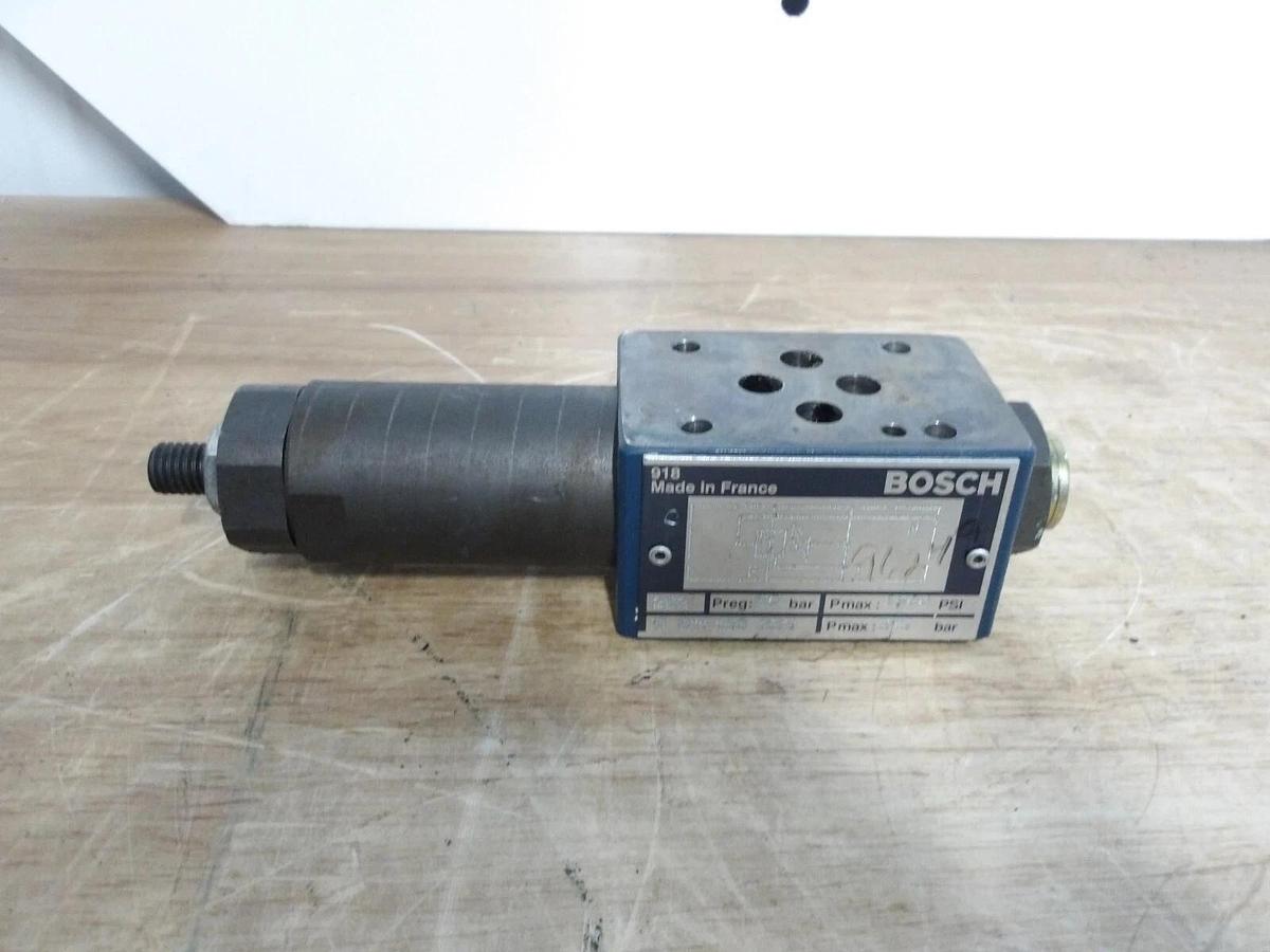 Used BOSCH 918 HYDRAULIC CONTROL VALVE 0611150233, #331020G NEW