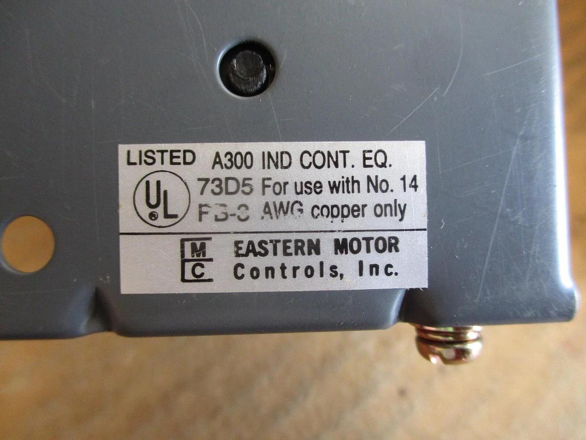 Used EASTERN MOTOR CONTROLS 73D5 OPEN/CLOSED/STOP SWITCH, #4181127J NEW