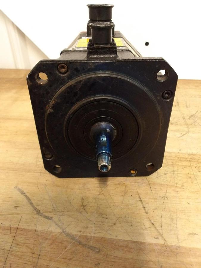 Used FANUC A06B-0235-B605 AC SERVO MOTOR, 4000 RPM, #616325G REMANUFACTURED