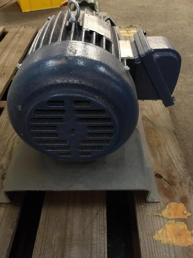 Used ROPER 1-1/2" PUMP W/ 5 HP MOTOR, #1111239GJW NEW