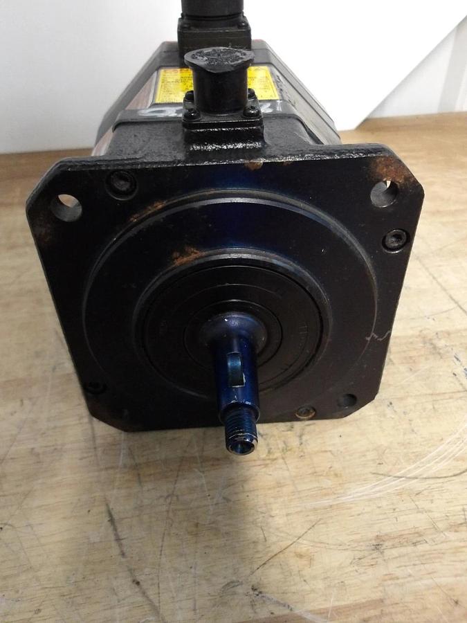Used FANUC A06B-0235-B605 AC SERVO MOTOR 4000 RPM, #571150G REMANUFACTURED