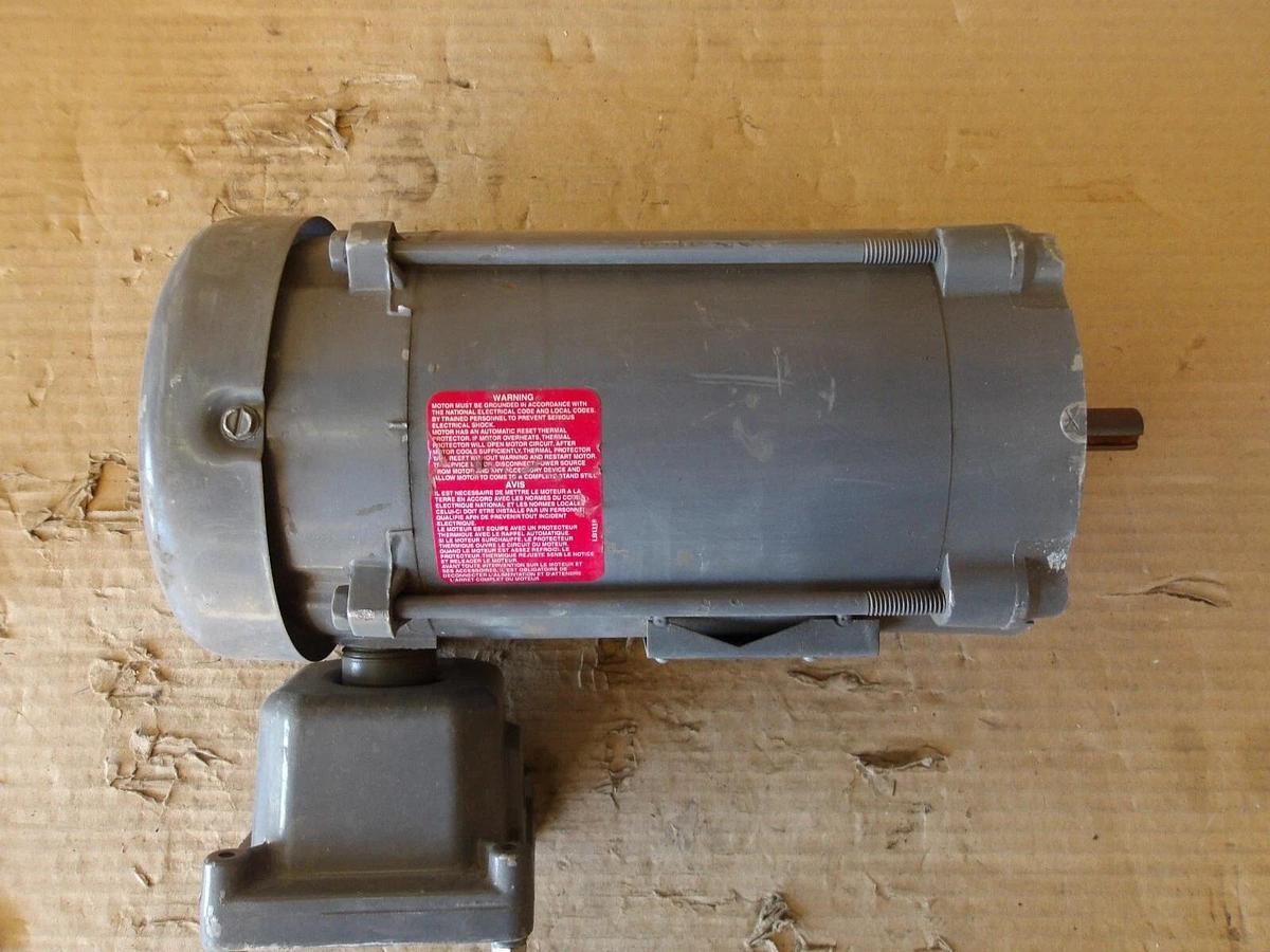 Used BALDOR 1/2 HP MOTOR, FR 56C, 208-230/460 V, 3450 RPM, #102315G NEW (WEATHERED)