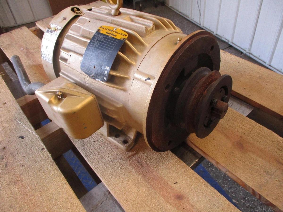 Used BALDOR RELIANCE 5 HP SUPER-E MOTOR, 184TC FR, 230/460 V, 1750 RPM, #610923J USED