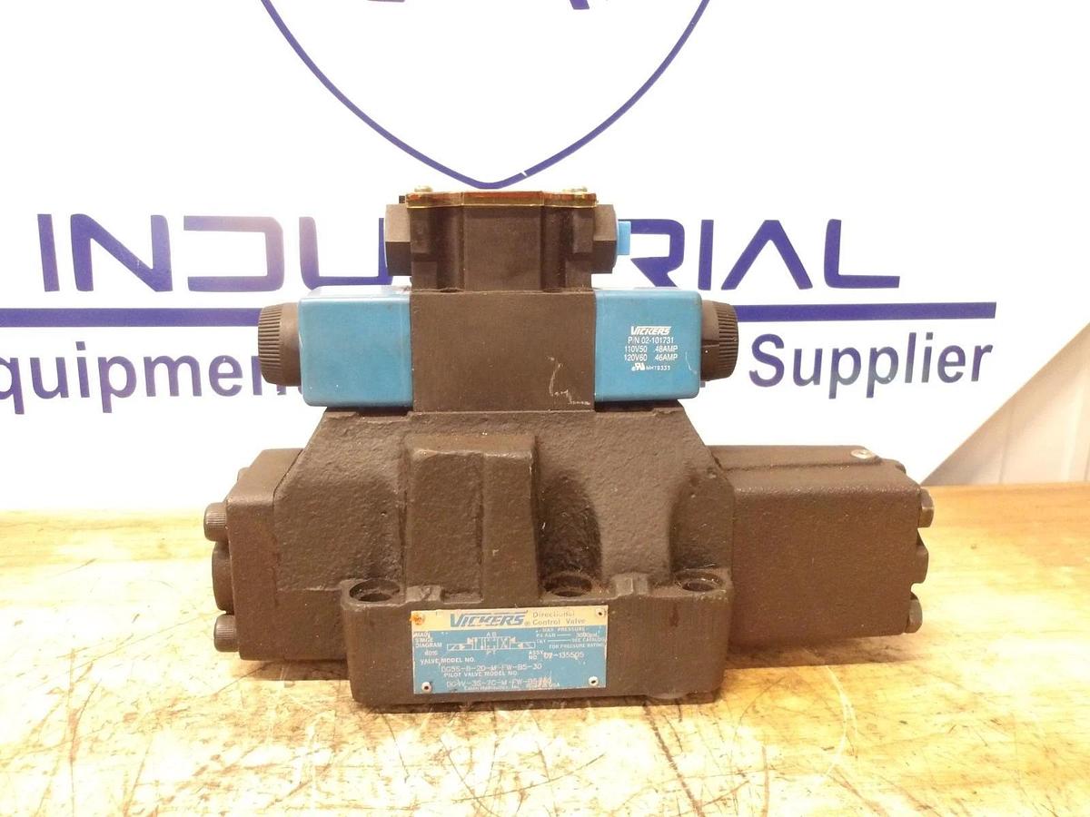 Used VICKERS DG4V-3S-7C-M-FW-B5-60 DIRECTIONAL VALVE, #821949G USED