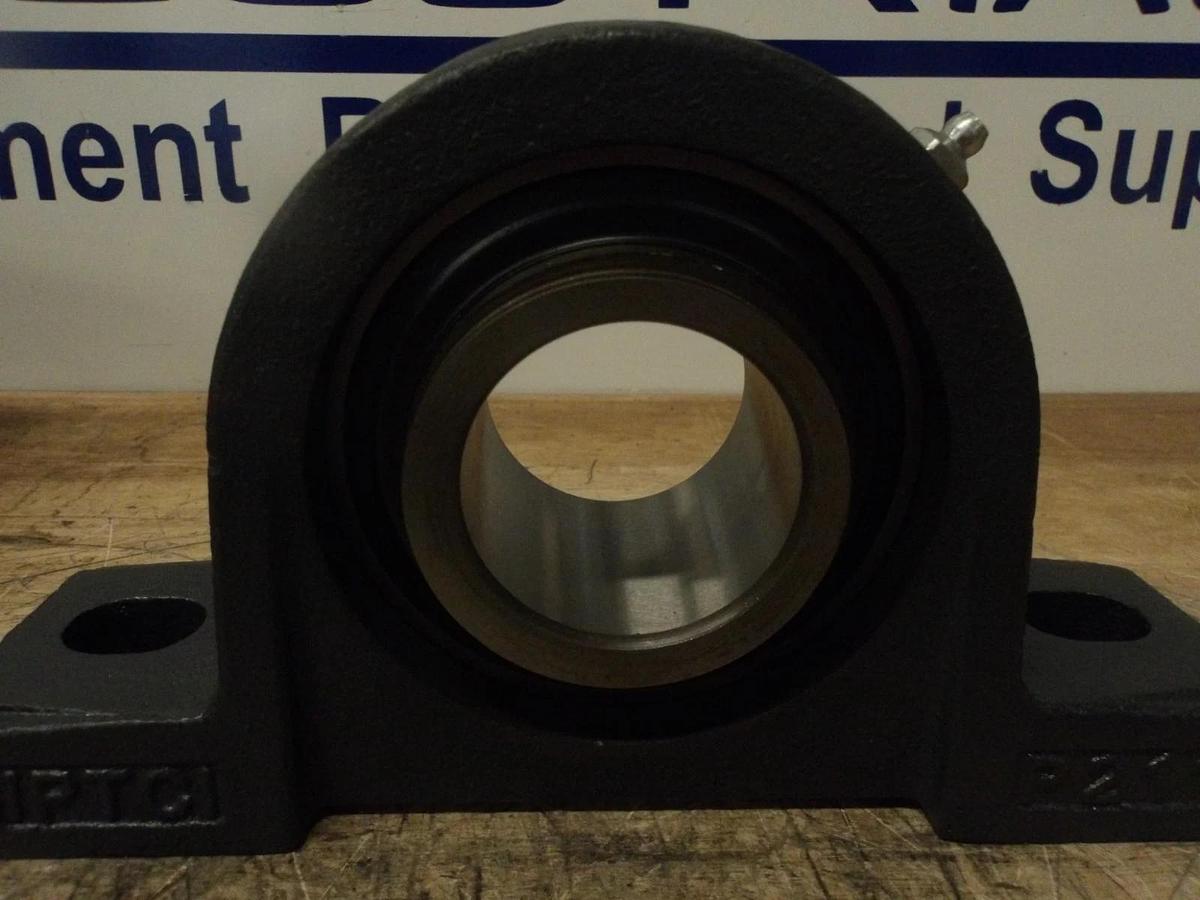 IPTCI NAP211-32 PILLOW BLOCK BEARING 2" BORE, #729122G NIB