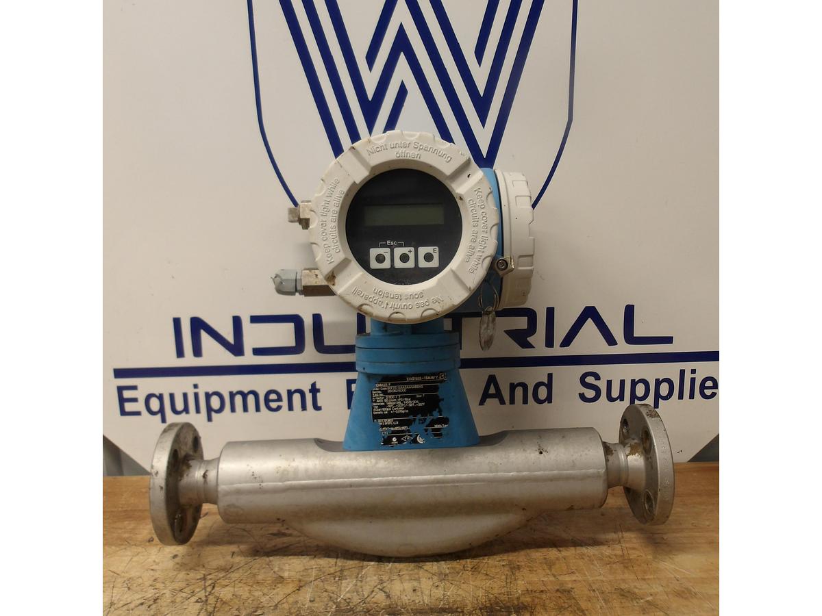 Used ENDRESS HAUSER 80F25-AAASAANABBAS FLOW TUBE 1"