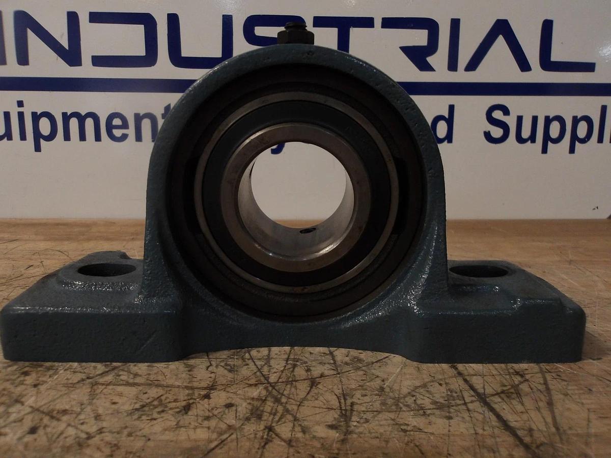 Used AMI UCEP210-30 PILLOW BLOCK BEARING 1-7/8" BORE, #728153G USED